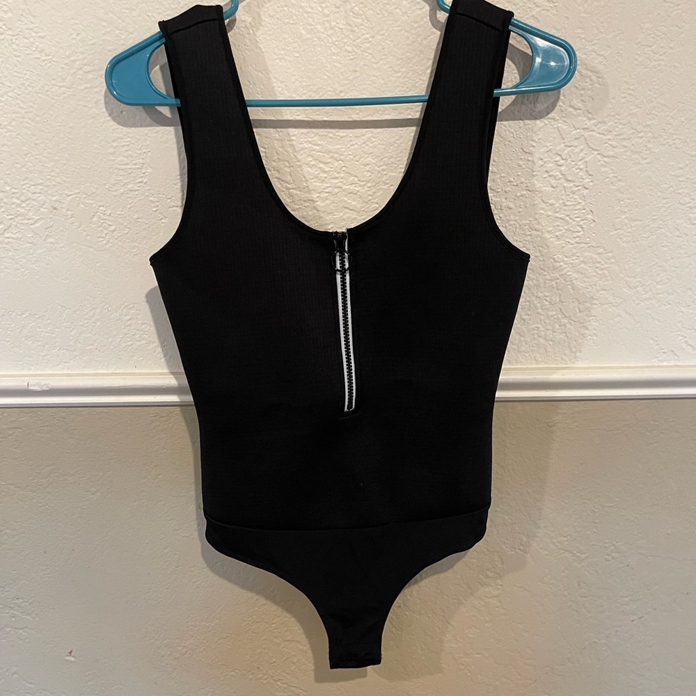 Bcbg scuba material body suit